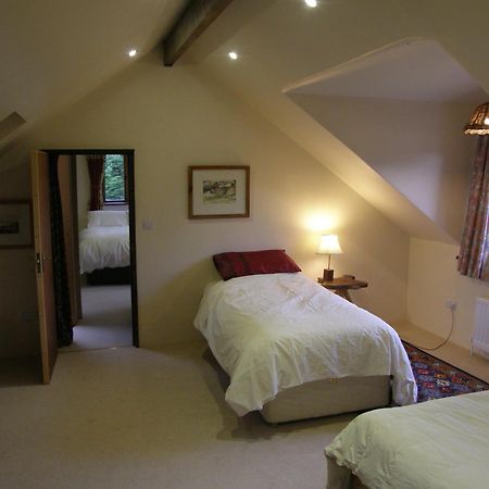 Готель Sunrise House Inverfarigaig Екстер'єр фото