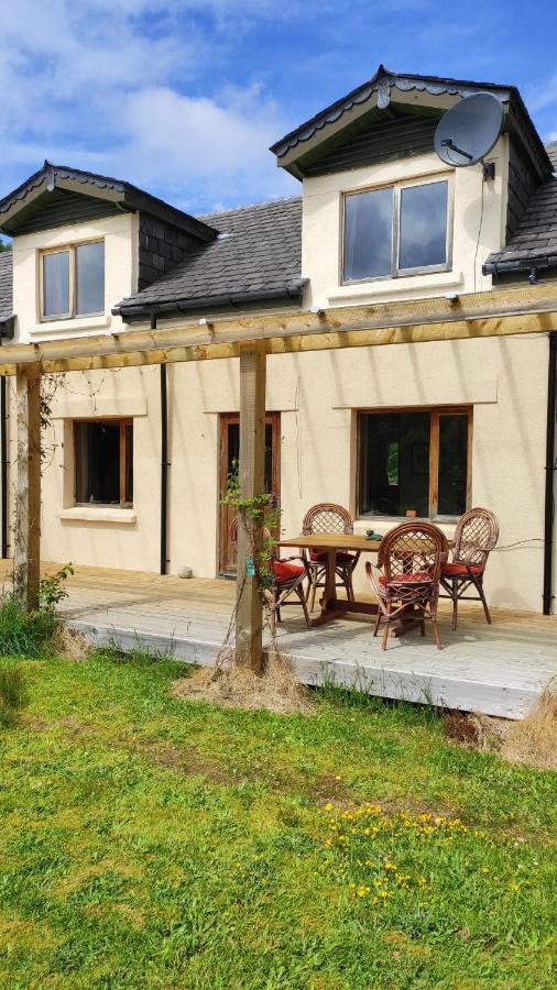 Готель Sunrise House Inverfarigaig Екстер'єр фото