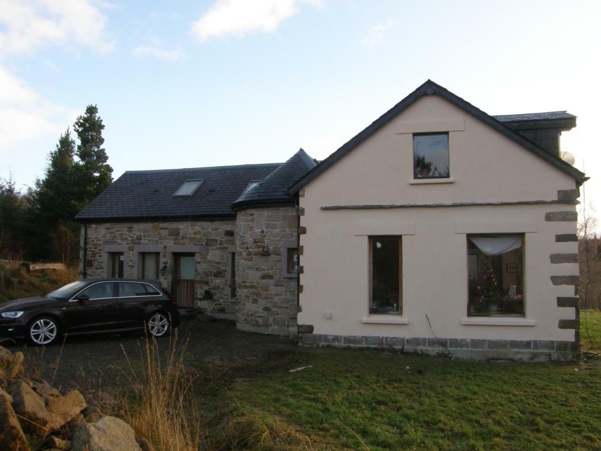 Готель Sunrise House Inverfarigaig Екстер'єр фото