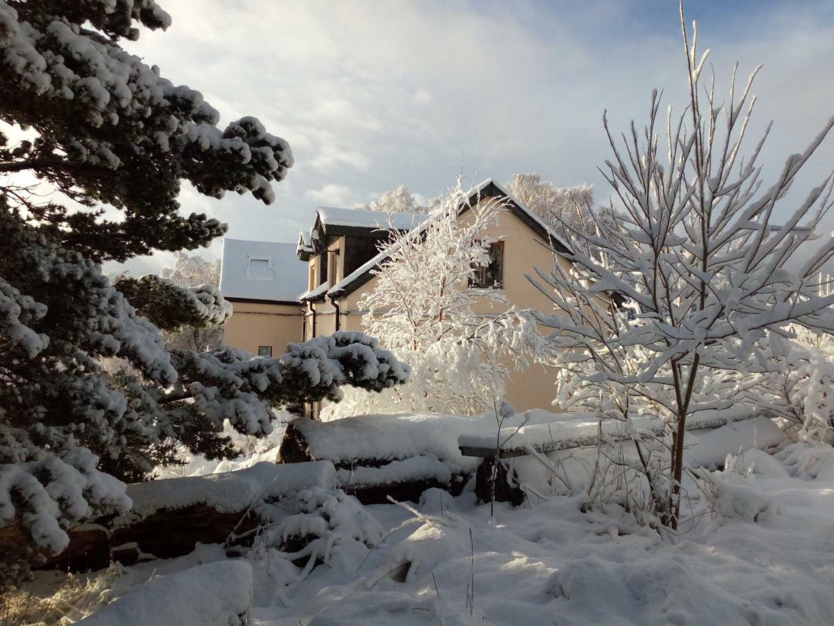 Готель Sunrise House Inverfarigaig Екстер'єр фото